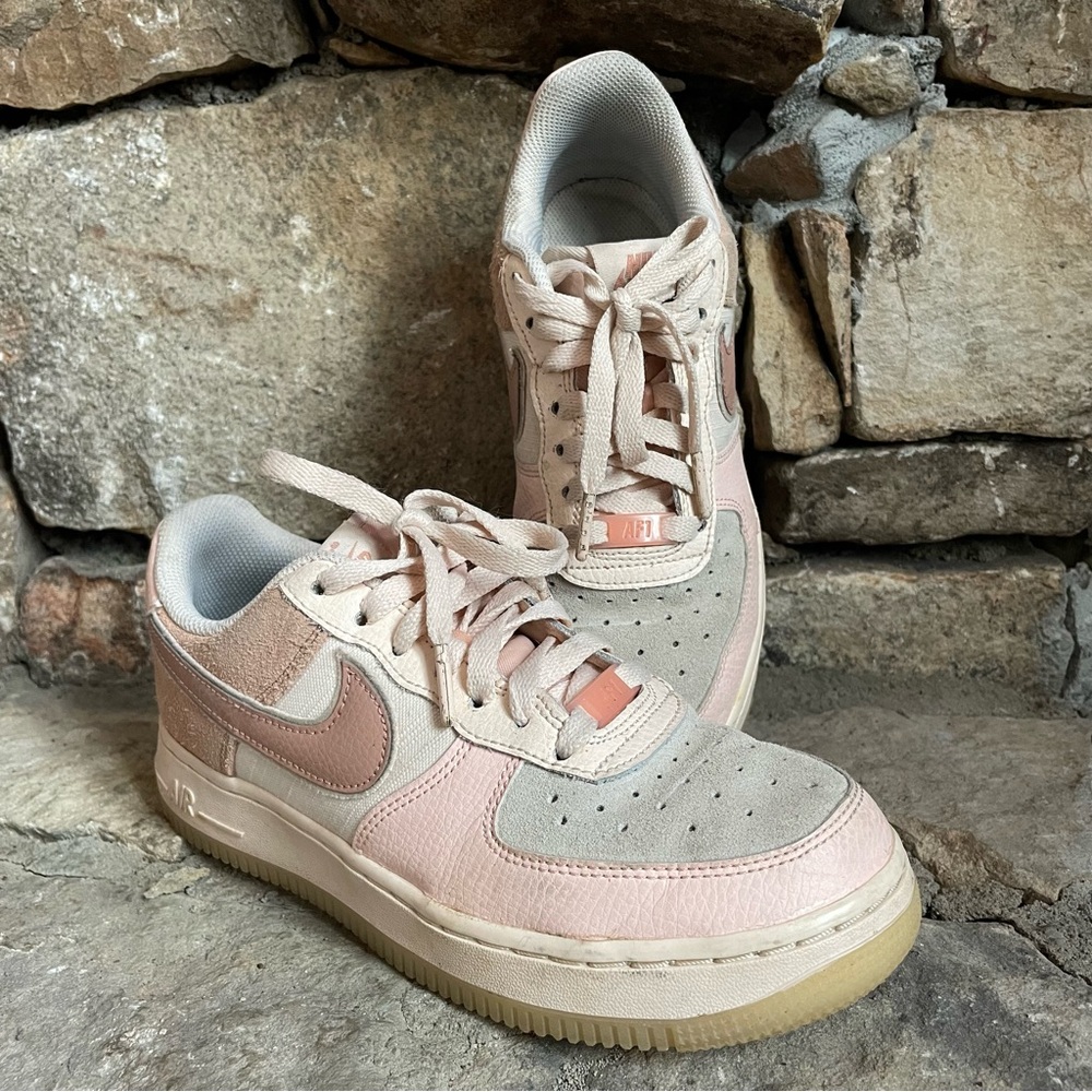 NIKE Air Force 1 '07 Premium Low Washed Coral/Rose Gold/Guava Ice 896185-603